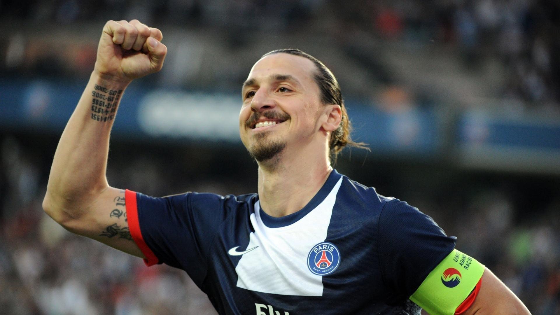 皇家马德里与巴塞罗那上演国家德比巅峰对决,西甲冠军悬念再起